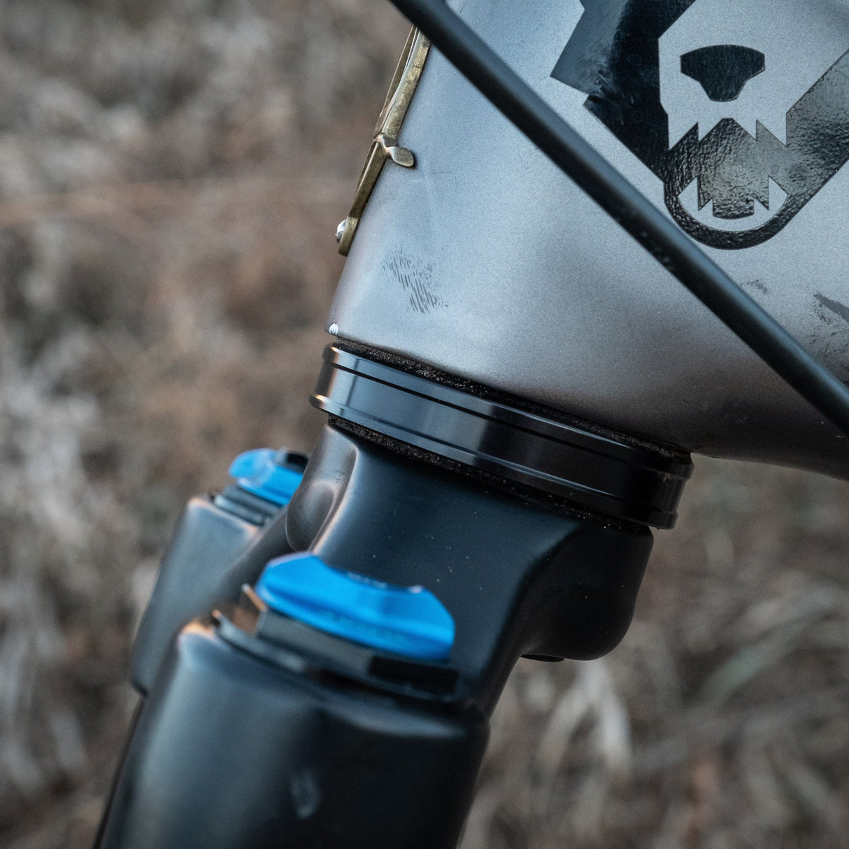 Wolf Tooth 1 Degree GeoShift Performance Angle Headset EC44/28.6 Upper, EC44/40 Lower