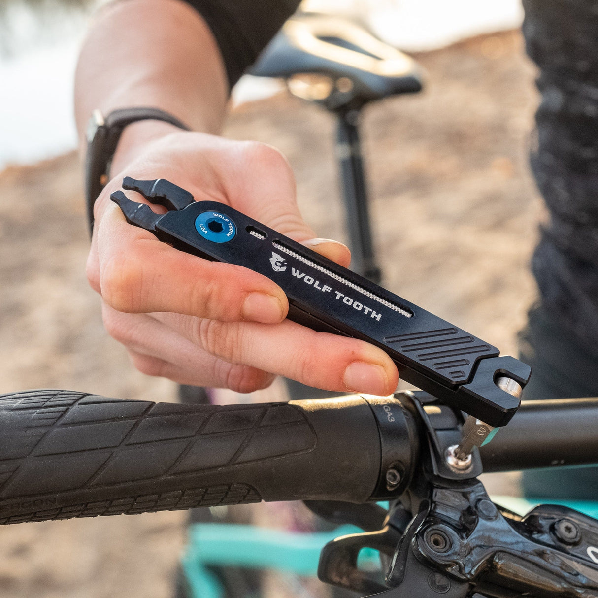 Wolf Tooth 8 - Bit Pack Pliers Black