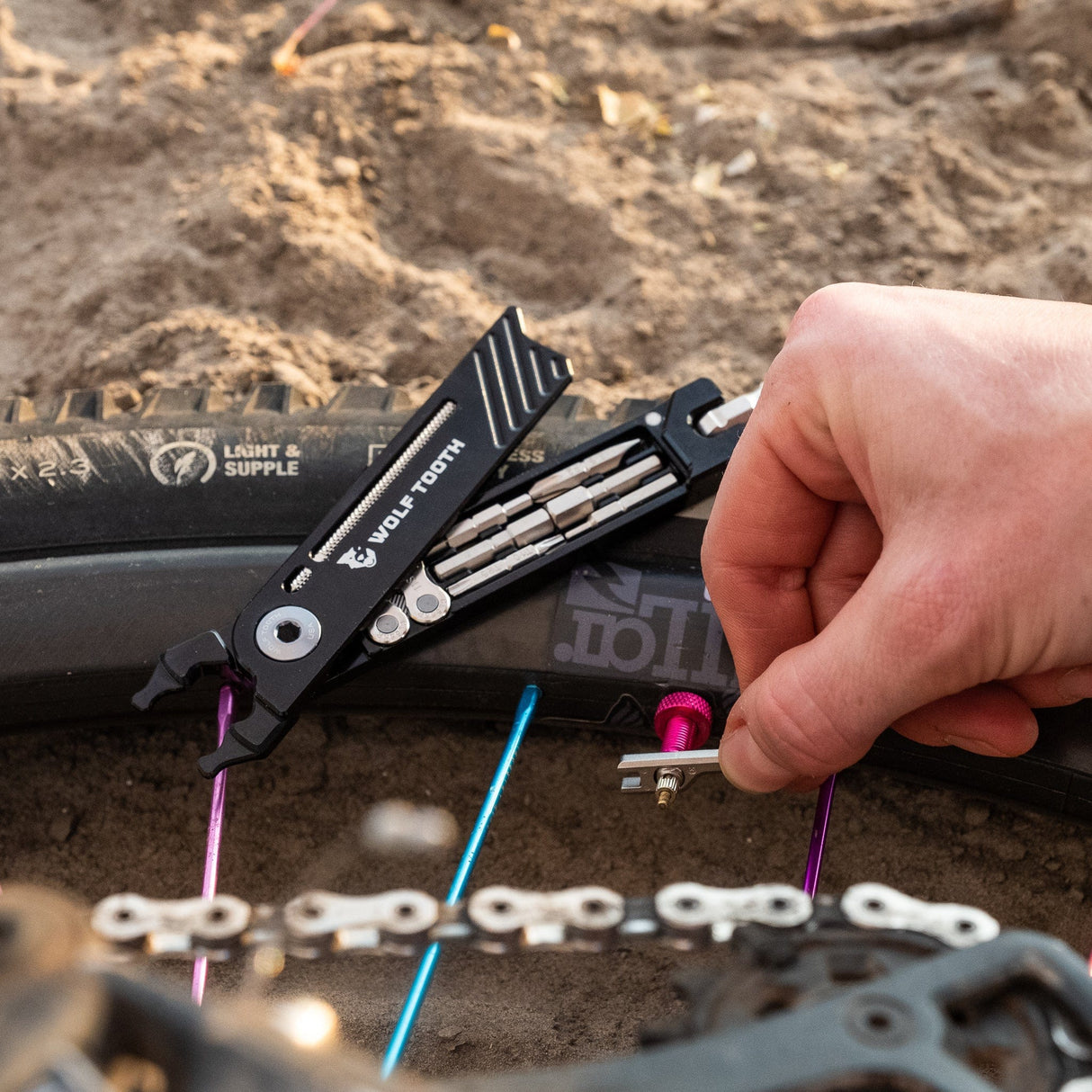 Wolf Tooth 8 - Bit Pack Pliers Black