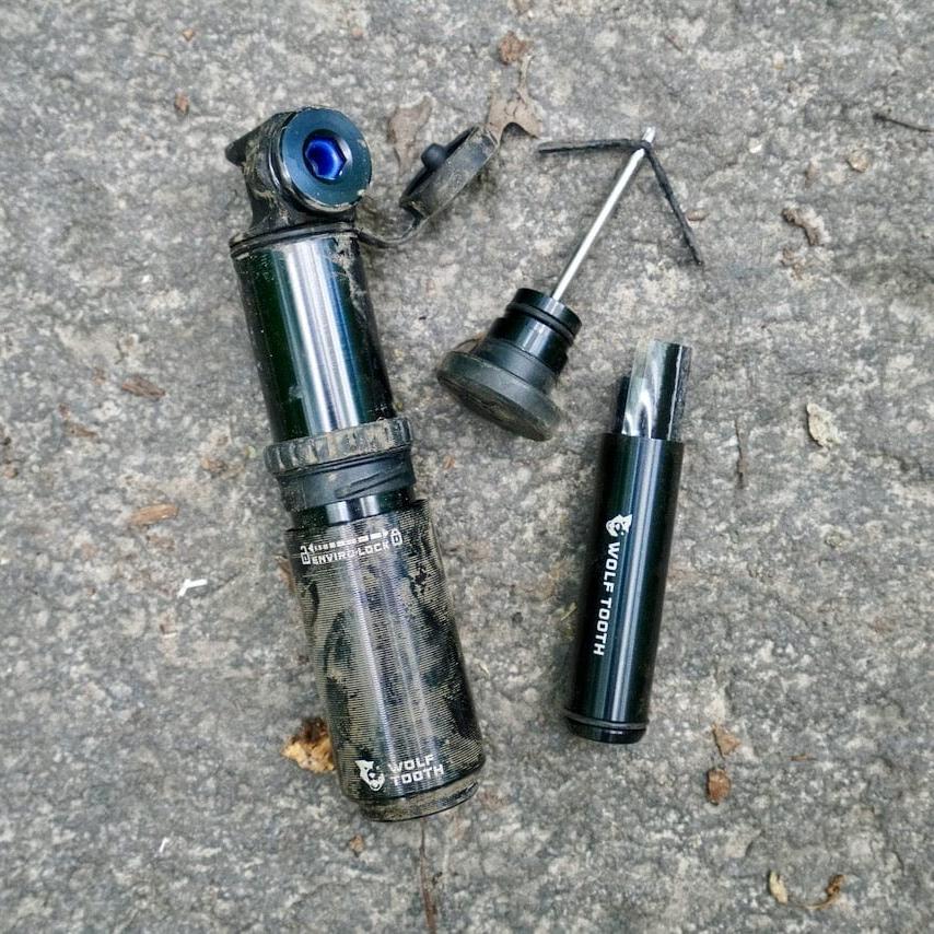Wolf Tooth EnCase Pump 40cc 40cc Pump with Chain + Tire Plug Multi - Tool