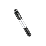 Bomba manual con accionamiento de aleación Lezyne