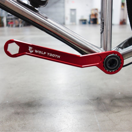 Wolf Tooth Pack Wrench and Inserts Kit - Ultralight BB Wrench and 1-Inch Hex Inserts