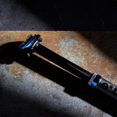 ethirteen Vario Post Collar and Saddle Clamp Kit Intergalactic PVD Blue