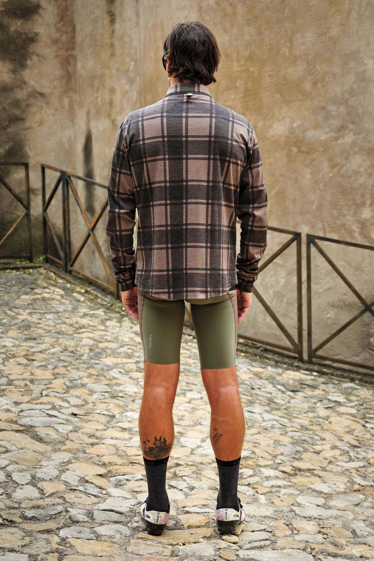 Giordana Beyond Gravel Button Down Long Sleeve Shirt