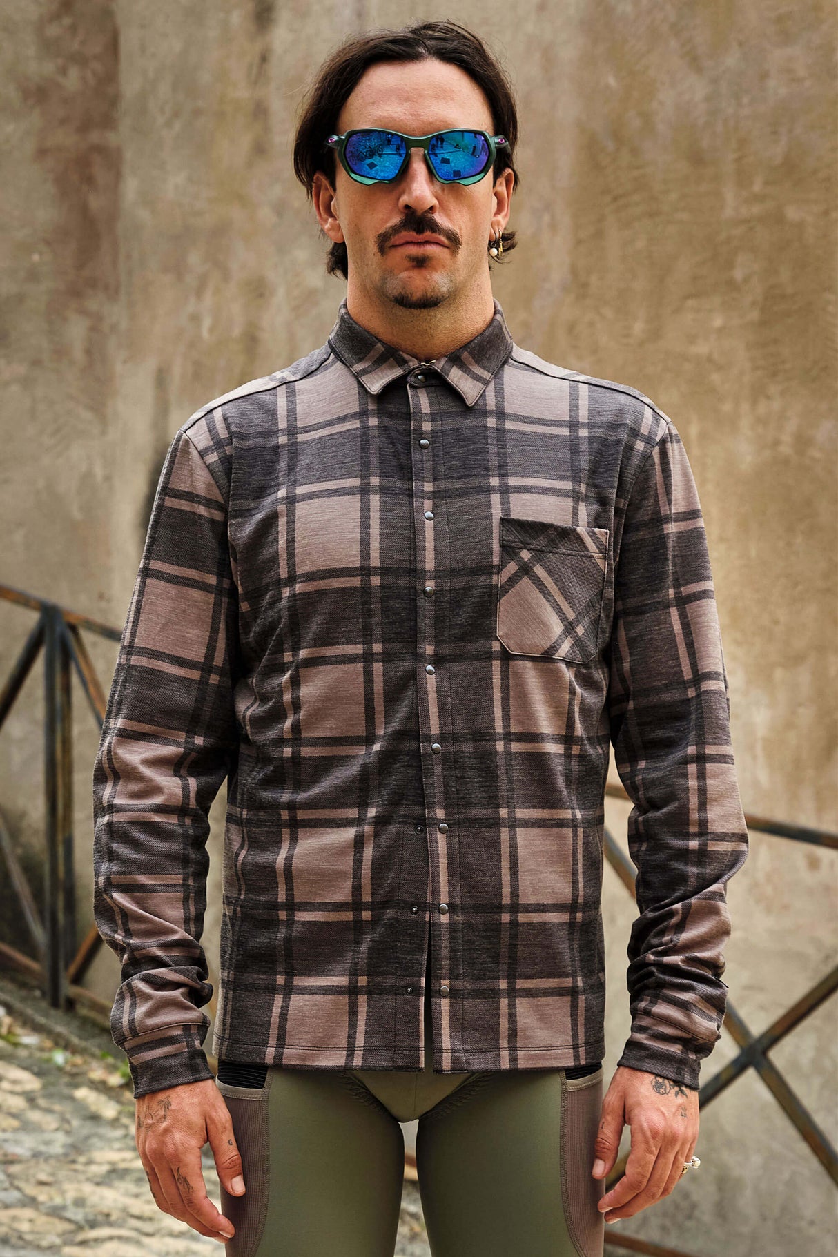 Giordana Beyond Gravel Button Down Long Sleeve Shirt
