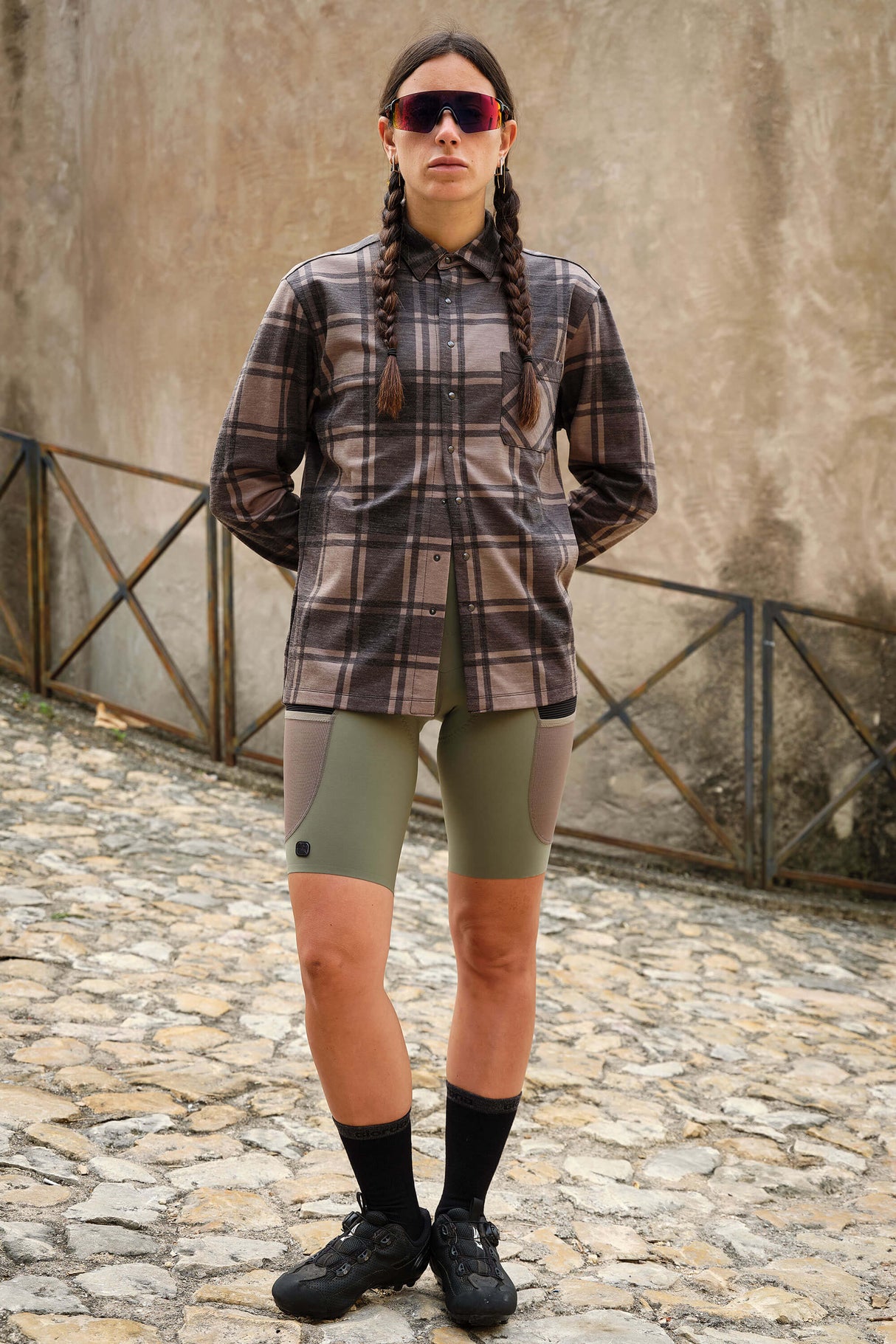 Giordana Beyond Gravel Button Down Long Sleeve Shirt