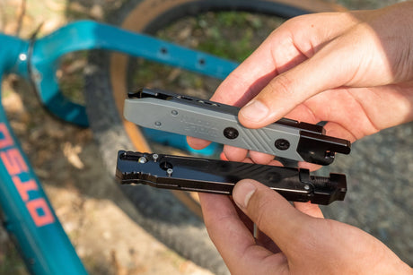 Wolf Tooth 8 - Bit Chainbreaker + Utility Knife Multi - Tool